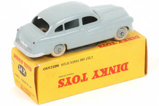 Lot 336 - DINKY TOYS (FRANCE) (1)