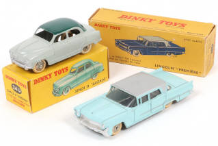 Lot 366 - DINKY TOYS (FRANCE) (2)