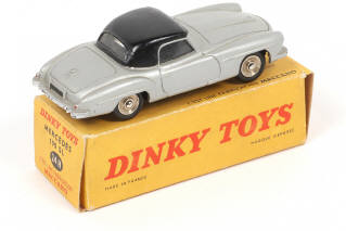 Lot 339 - DINKY TOYS (FRANCE) (1)