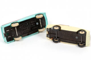 Lot 317 - DINKY TOYS (GB) (2)