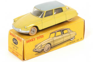 Lot 331 - DINKY TOYS (FRANCE) (1)