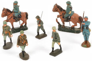 Lot 4 - DIVERS (7)