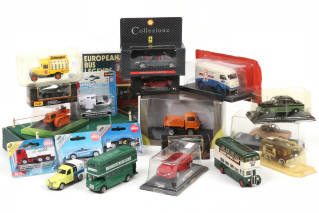 Lot 96 - DIVERS (22)