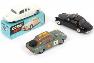 Lot 198 - CORGI TOYS (GB) (3)