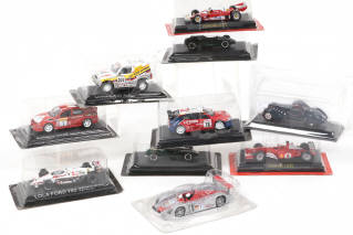 Lot 73 - DIVERS (10)
