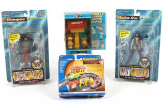 Lot 25 - DIVERS (9)