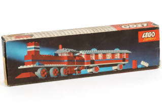 Lot 212 - LEGO (DANEMARK) (1)