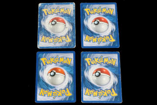 Lot 38 - POKEMON COMPANY (FRANCE) (4)