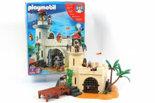 Lot 230 - PLAYMOBIL (ALLEMAGNE) (1)