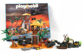 Lot 227 - PLAYMOBIL (ALLEMAGNE) (1)