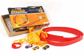 Lot 273 - CORGI TOYS (GB) (4)
