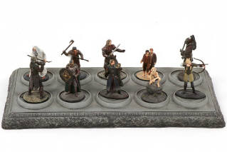 Lot 170 - DIVERS (26)