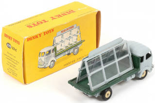 Lot 357 - DINKY TOYS (FRANCE) (1)