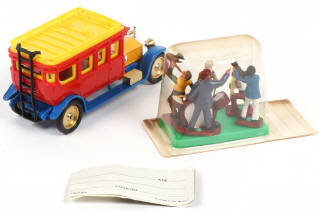 Lot 182 - CORGI TOYS (GB) (1)