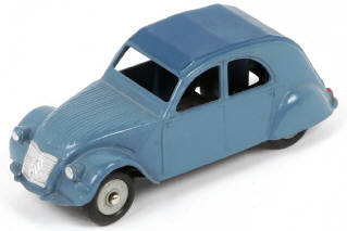 Lot 304 - DINKY TOYS (FRANCE) (1)