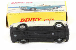 Lot 332 - DINKY TOYS (FRANCE) (1)
