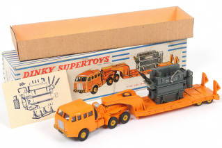 Lot 359 - DINKY TOYS (FRANCE) (1)