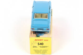 Lot 334 - DINKY TOYS (FRANCE) (1)
