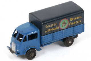 Lot 342 - DINKY TOYS (FRANCE) (1)