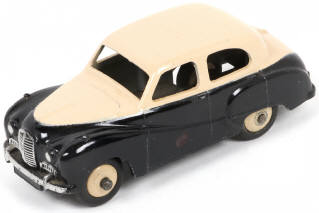 Lot 259 - DINKY TOYS (GB) (1)