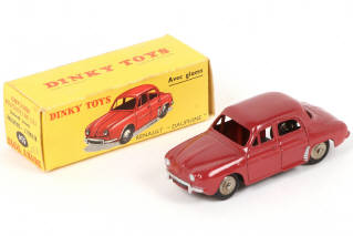 Lot 258 - DINKY TOYS (FRANCE) (1)
