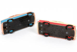 Lot 240 - DINKY TOYS (GB) (2)