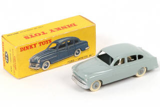 Lot 265 - DINKY TOYS (FRANCE) (1)