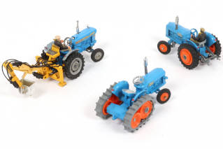 Lot 95 - CORGI TOYS (GB) (3)