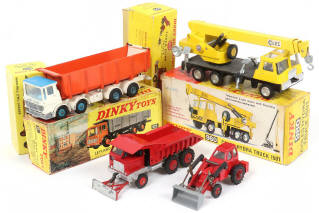 Lot 197 - DINKY TOYS (GB) (4)