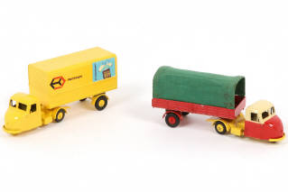 Lot 108 - BUDGIE MODELS (GB) (2)