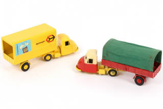 Lot 108 - BUDGIE MODELS (GB) (2)
