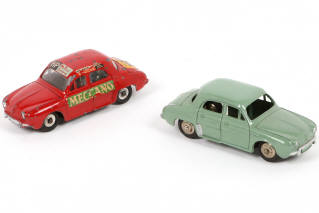 Lot 207 - DINKY TOYS (FRANCE) (1)
