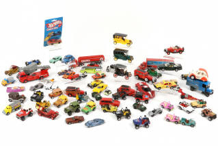Lot 318 - DIVERS (50)
