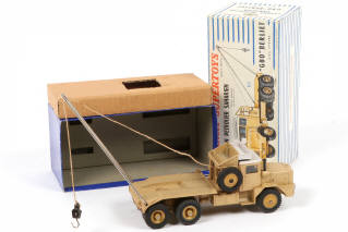 Lot 225 - DINKY TOYS (FRANCE) (1)