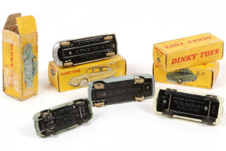 Lot 260 - DINKY TOYS (FRANCE) (4)