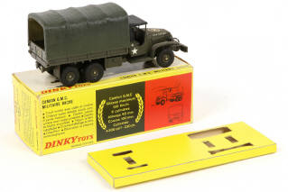 Lot 222 - DINKY TOYS (FRANCE) (1)