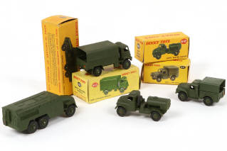 Lot 153 - DINKY TOYS (GB) (4)