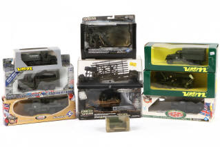Lot 300 - DIVERS (10)