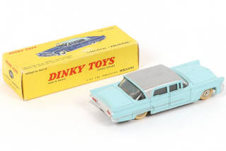 Lot 218 - DINKY TOYS (FRANCE) (1)