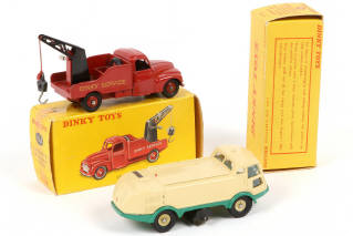Lot 231 - DINKY TOYS (FRANCE) (2)