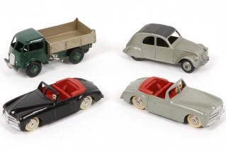 Lot 258 - DINKY TOYS (FRANCE) (4)