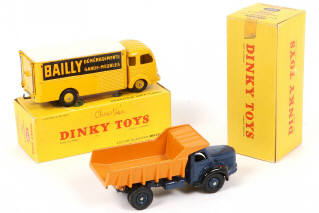 Lot 229 - DINKY TOYS (FRANCE) (2)