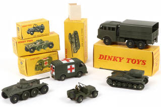 Lot 254 - DINKY TOYS (FRANCE) (4)