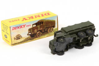 Lot 223 - DINKY TOYS (FRANCE) (1)
