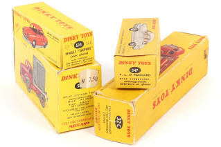 Lot 252 - DINKY TOYS (FRANCE) (4)