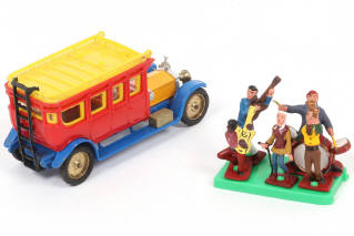 Lot 103 - CORGI TOYS (GB) (1)