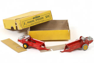Lot 177 - DINKY TOYS (GB) (1)