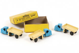 Lot 178 - DINKY TOYS (GB) (1)