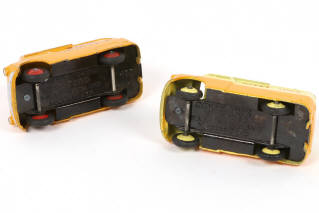 Lot 191 - DINKY TOYS (GB) (2)