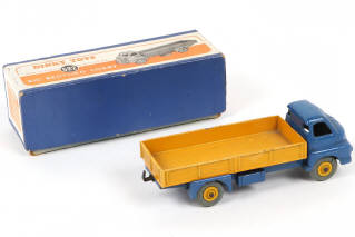 Lot 189 - DINKY TOYS (GB) (1)